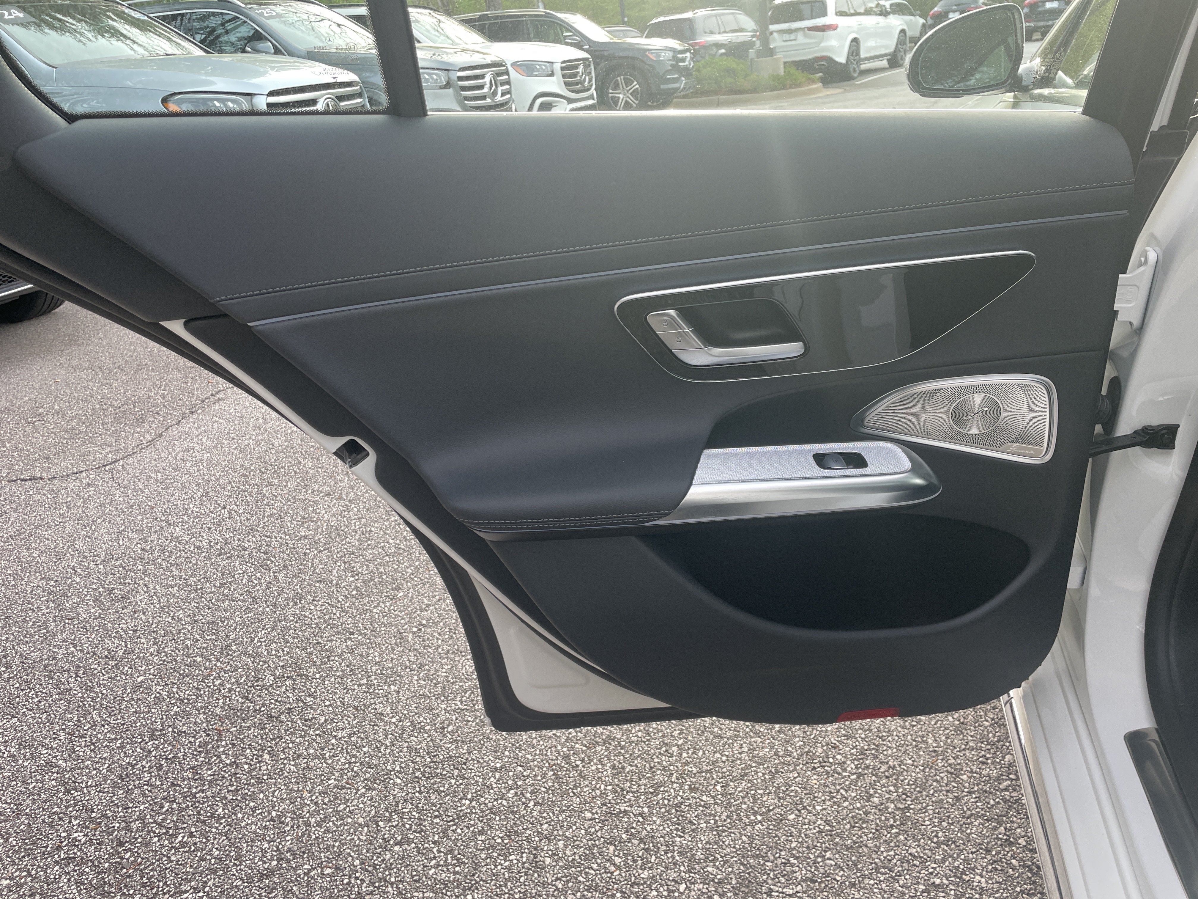 Used 2025 Mercedes-Benz E 350 Sedan image 40