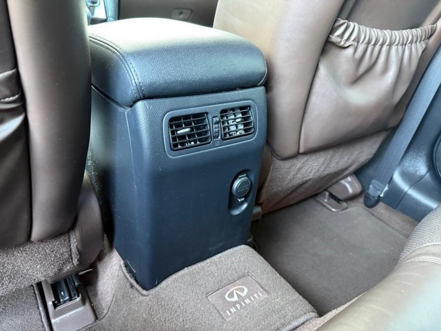 Used 2011 INFINITI FX35 2WD w/ Premium Pkg image 19