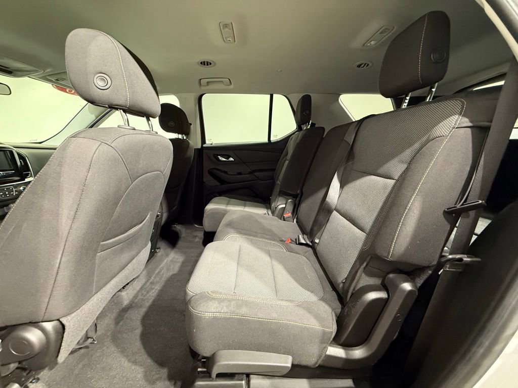 Used 2018 Chevrolet Traverse LS image 18