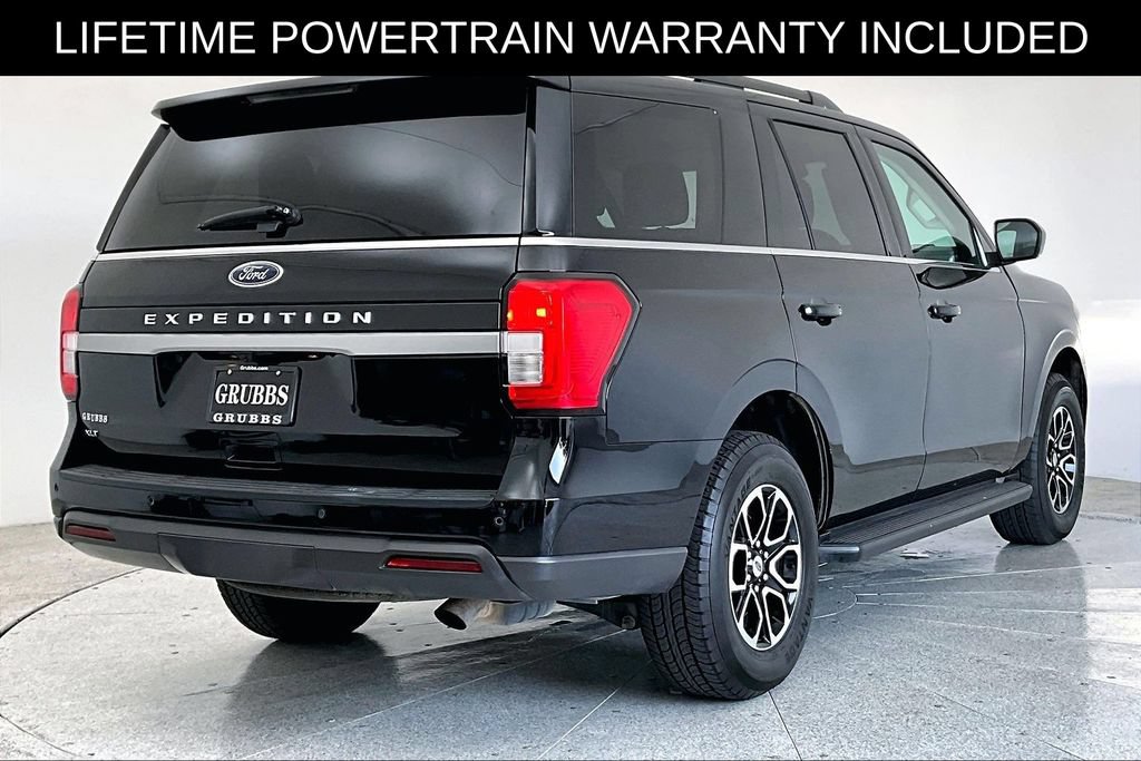 Used 2024 Ford Expedition XLT AWD/4WD image 2