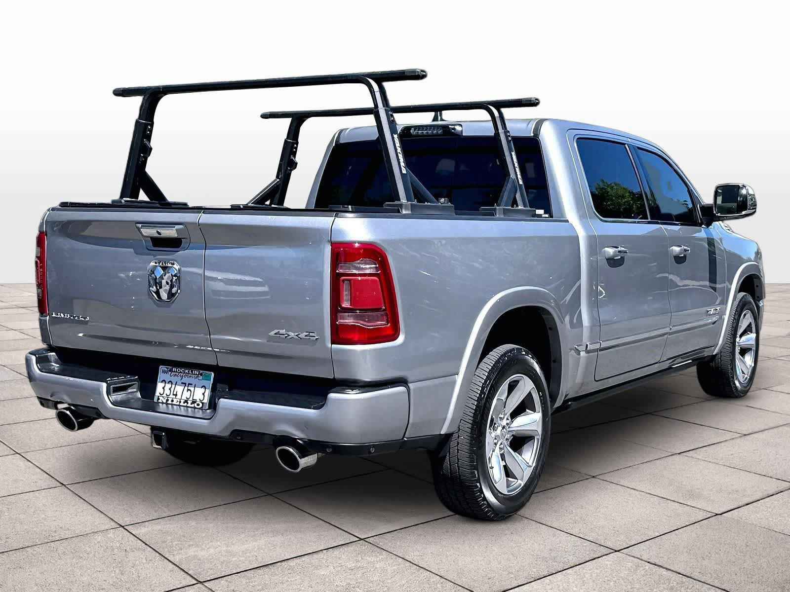 Used 2022 RAM 1500 Limited AWD/4WD image 13