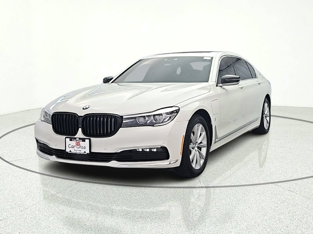 Used 2018 BMW 740e xDrive AWD/4WD image 2