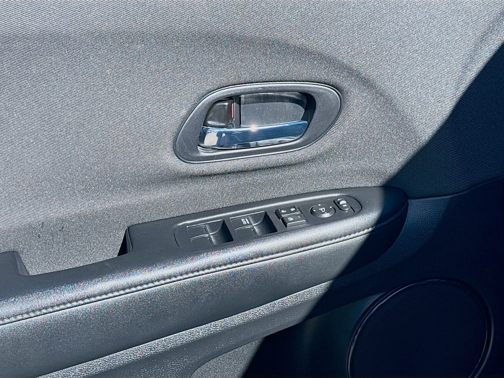 Used 2021 Honda HR-V Sport image 16