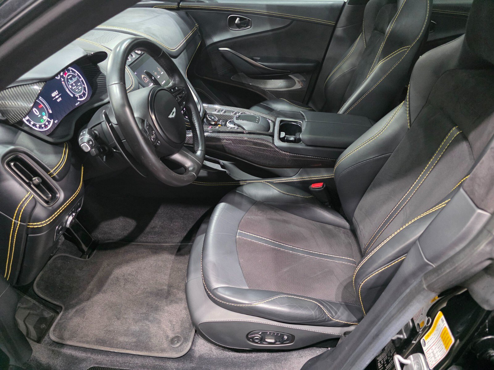 Used 2023 Aston Martin DBX 707 AWD/4WD image 17
