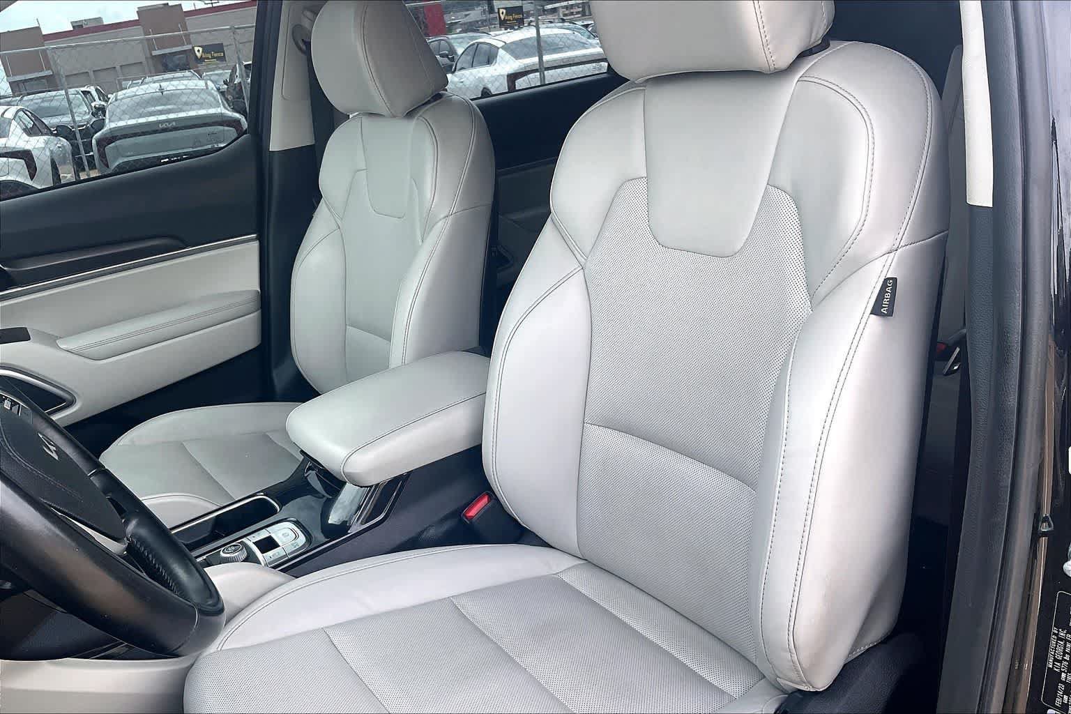 Used 2023 Kia Telluride S FWD image 9