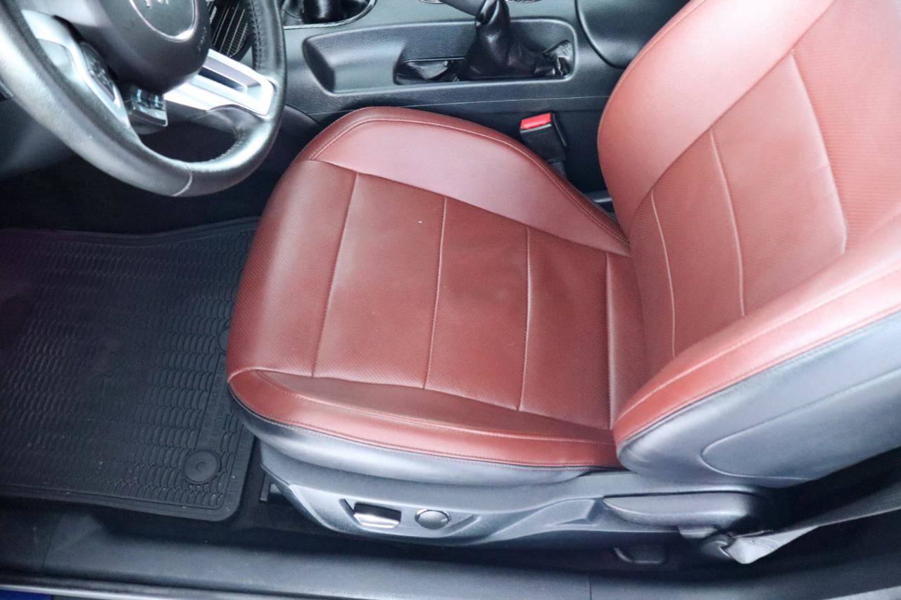 Used 2016 Ford Mustang Premium RWD image 13
