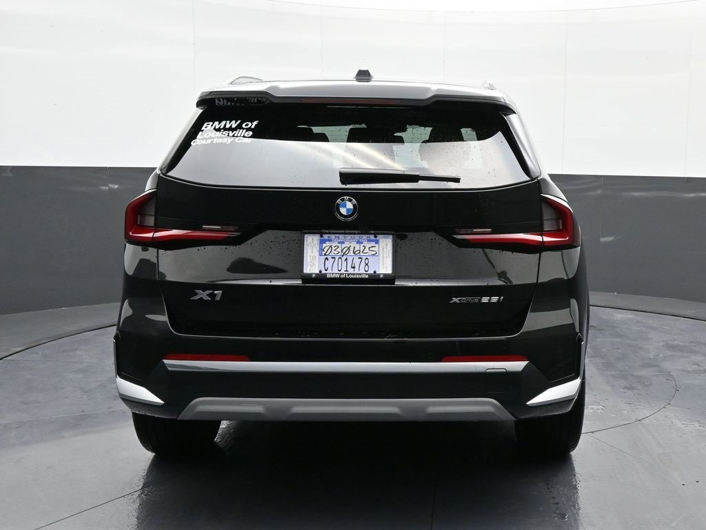 New 2025 BMW X1 xDrive28i w/ Convenience Package image 2