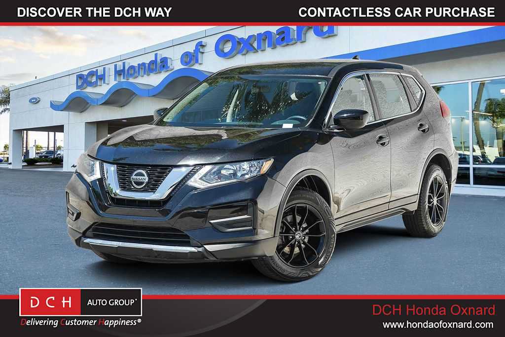Used 2018 Nissan Rogue S AWD/4WD image 1