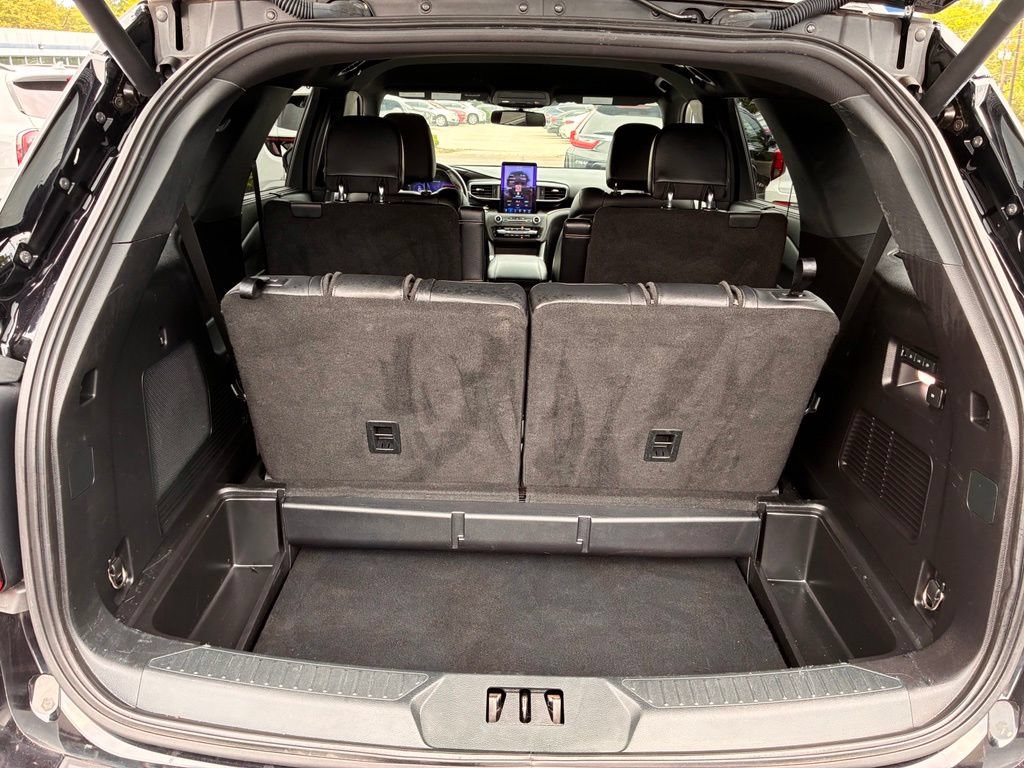 Used 2020 Ford Explorer ST w/ Premium Technology Package AWD/4WD image 14