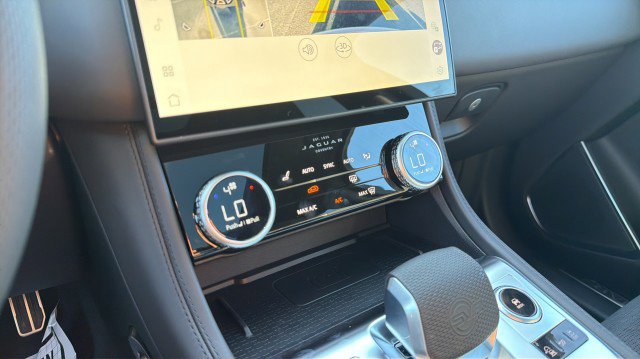 New 2026 Jaguar F-PACE SVR 575 Edition AWD/4WD image 25