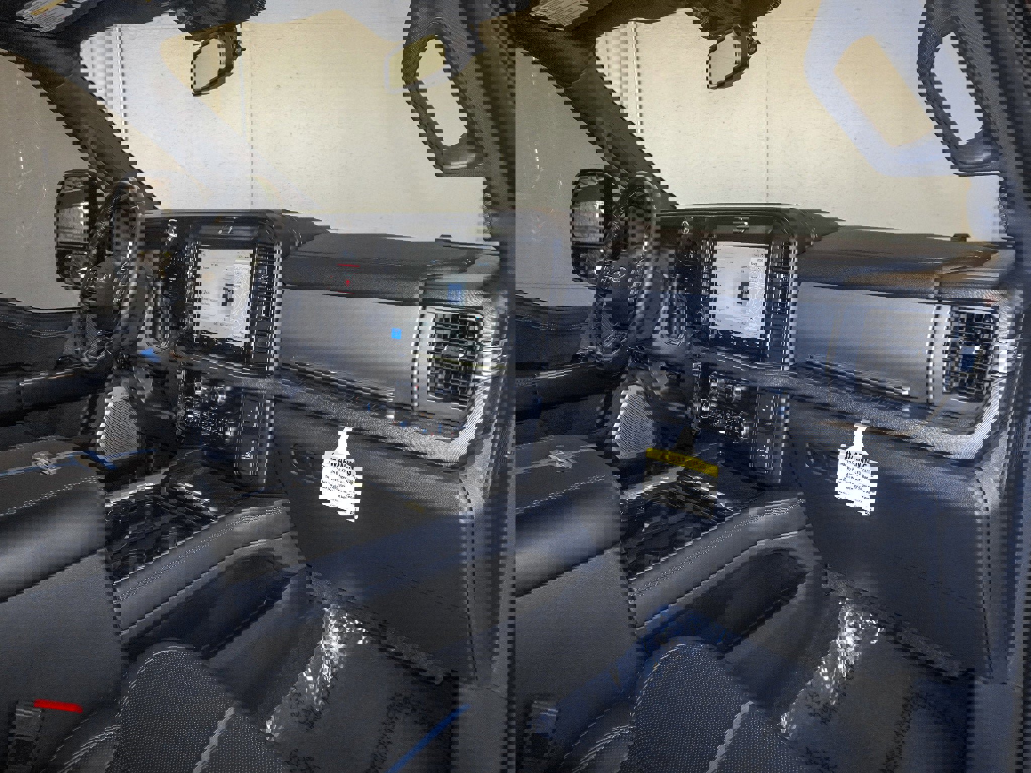 Used 2025 Ford F450 Platinum w/ FX4 Off-Road Package image 41