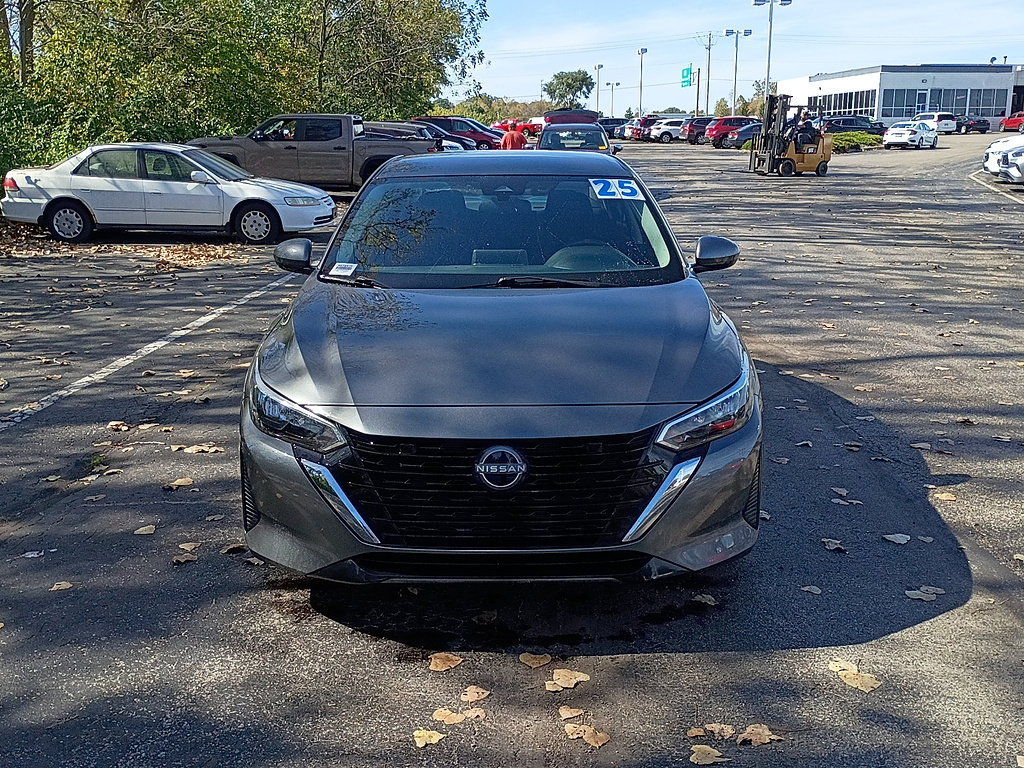 Used 2025 Nissan Sentra SV FWD image 8