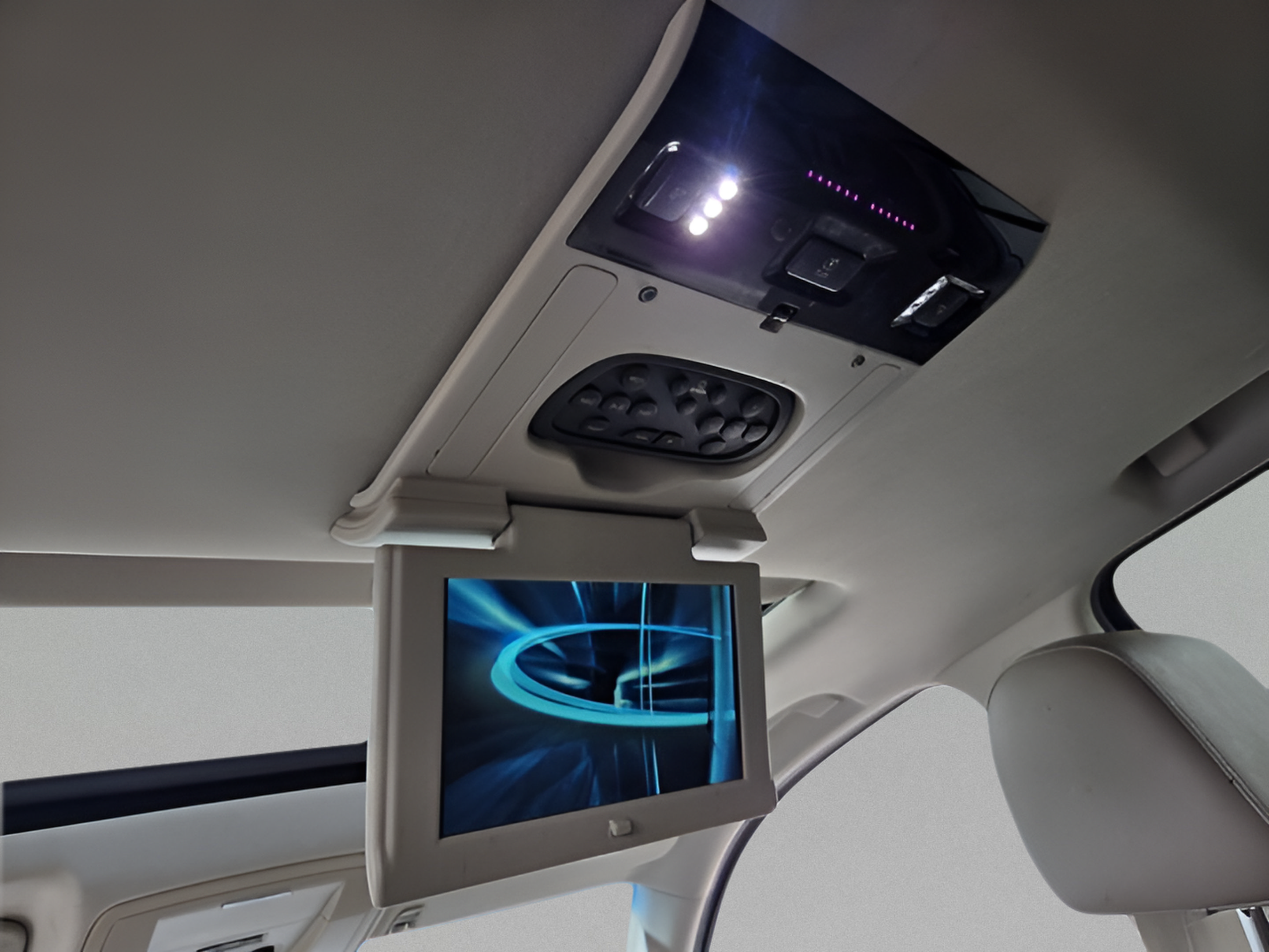 Used 2016 Chevrolet Tahoe LT RWD image 15