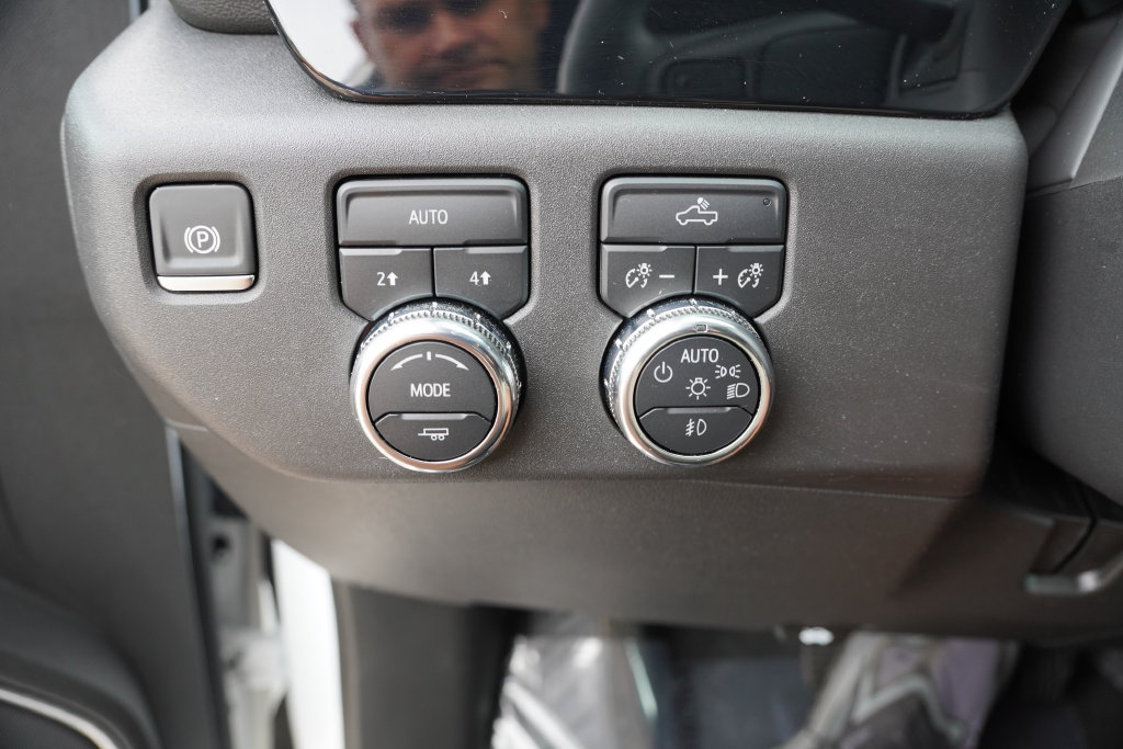 Certified 2025 GMC Sierra 1500 Elevation AWD/4WD image 23