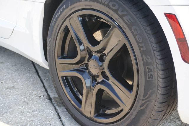 Used 2023 Chevrolet Camaro LT RWD image 8