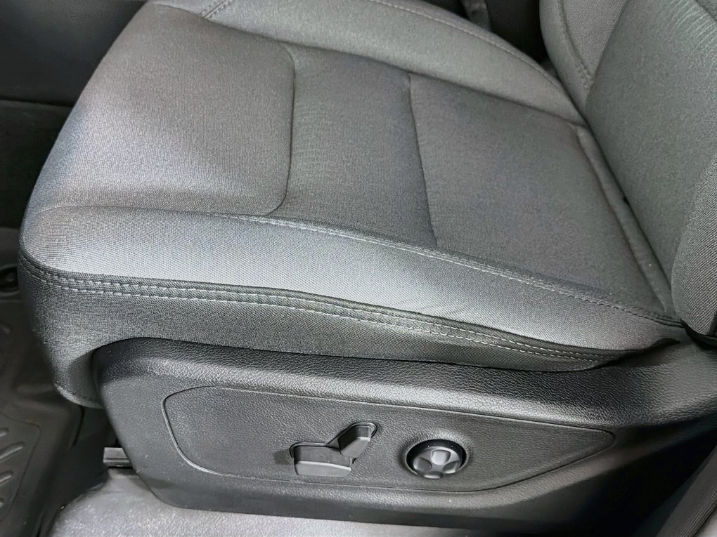 Used 2021 RAM 1500 Big Horn RWD image 24