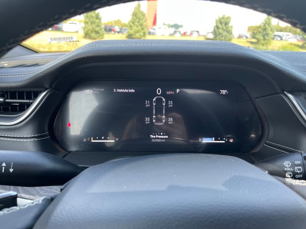 Used 2024 Jeep Grand Cherokee L Limited w/ Luxury Tech Group II image 19