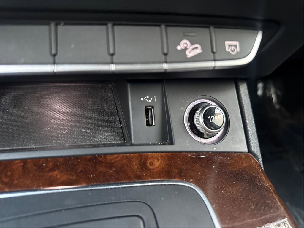 Used 2018 Audi Q5 2.0T Premium image 33