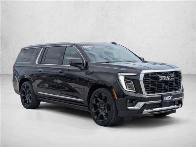 Used 2025 GMC Yukon XL Denali w/ Denali Reserve Package image 3