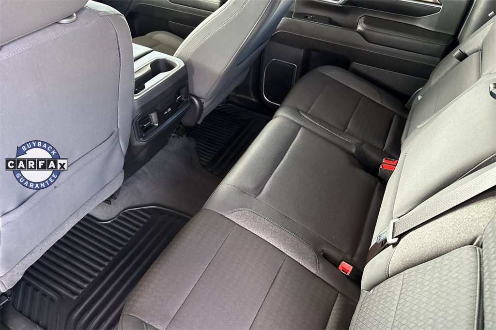 Used 2024 Chevrolet Silverado 2500 LT w/ Convenience Package image 5