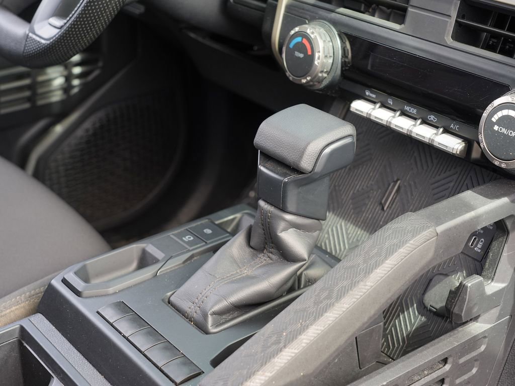 Used 2024 Toyota Tacoma SR RWD image 23