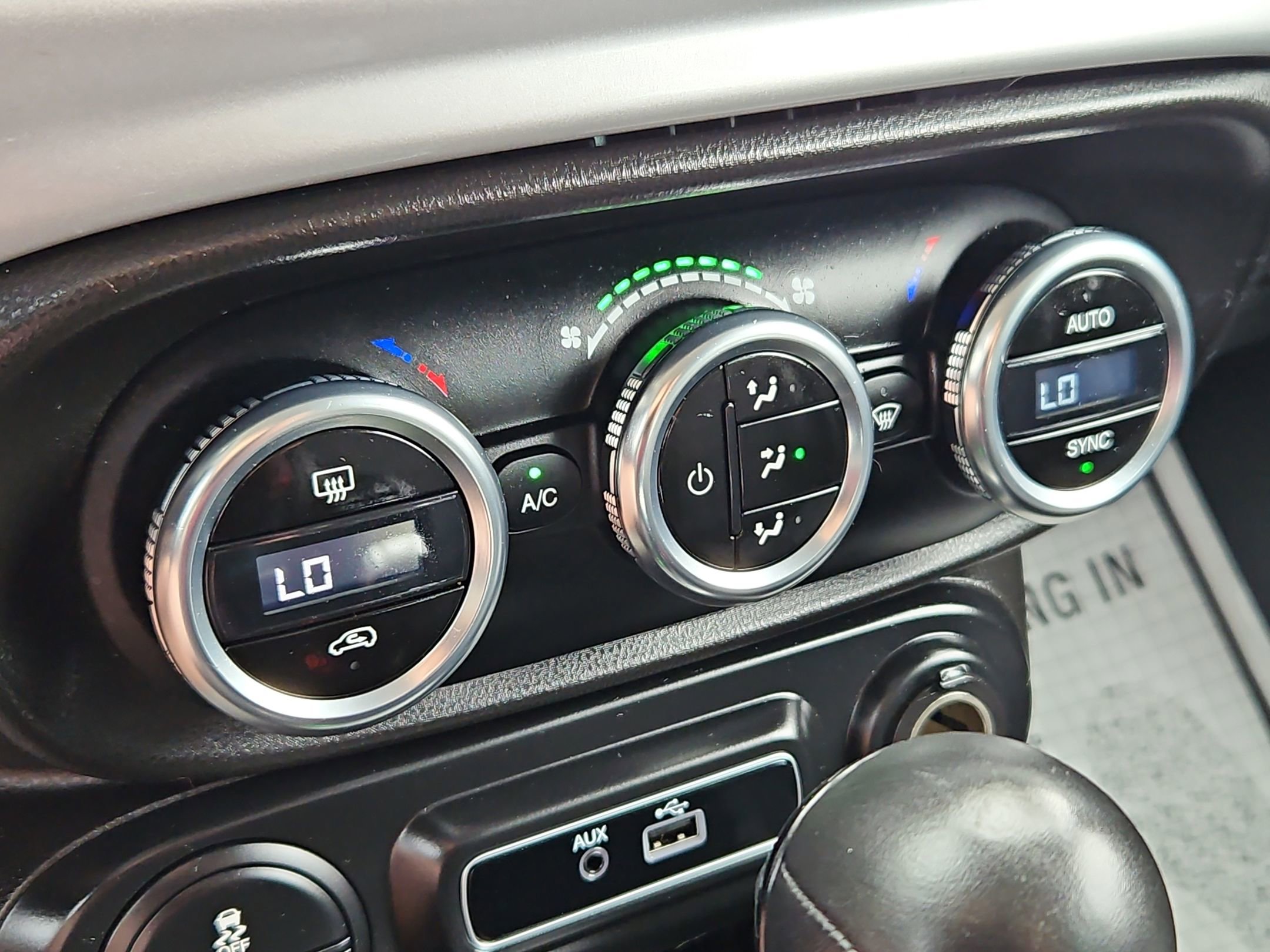 Used 2019 FIAT 500L Pop w/ Popular Equipment Group image 21