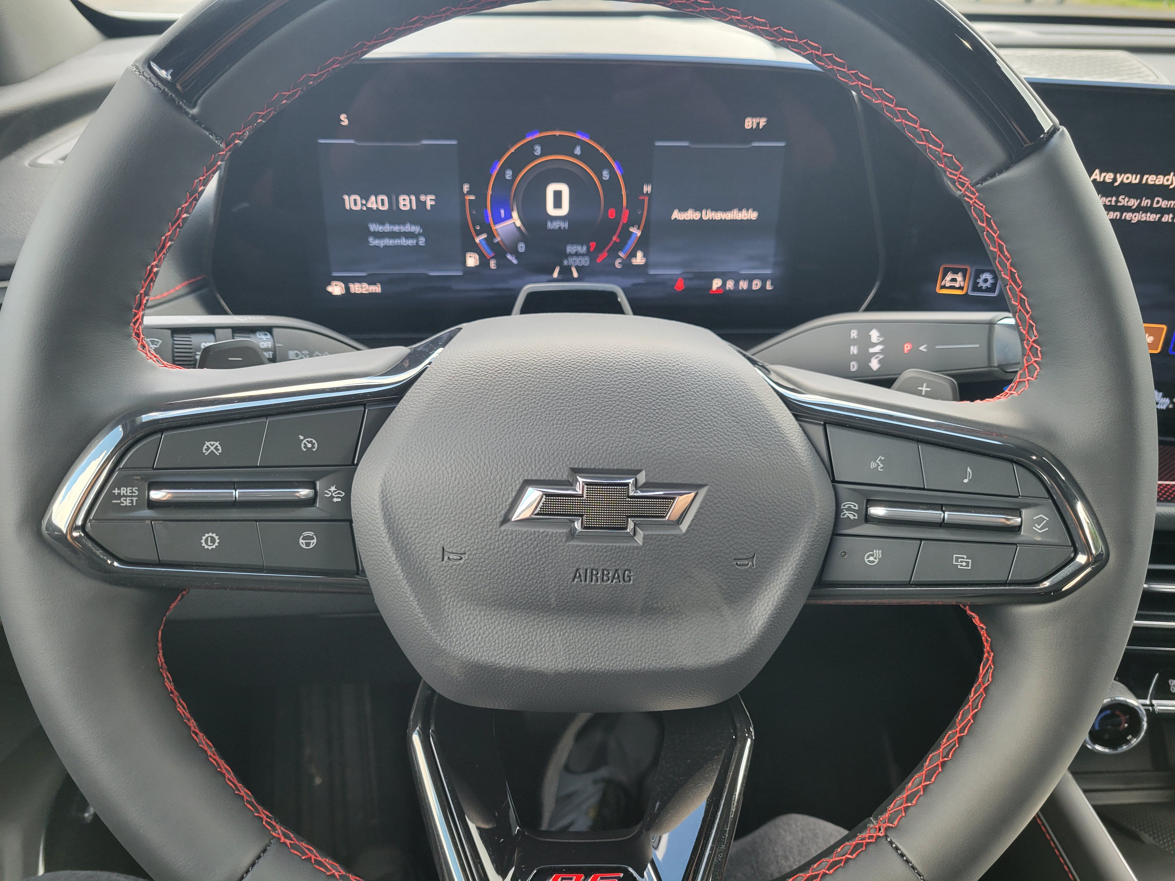 New 2027 Chevrolet Traverse RS w/ LPO, Floor Liner Package FWD image 15