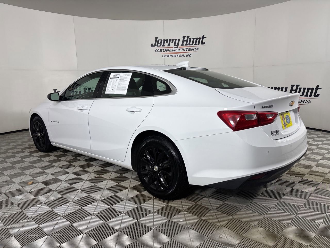 Used 2024 Chevrolet Malibu LT image 7