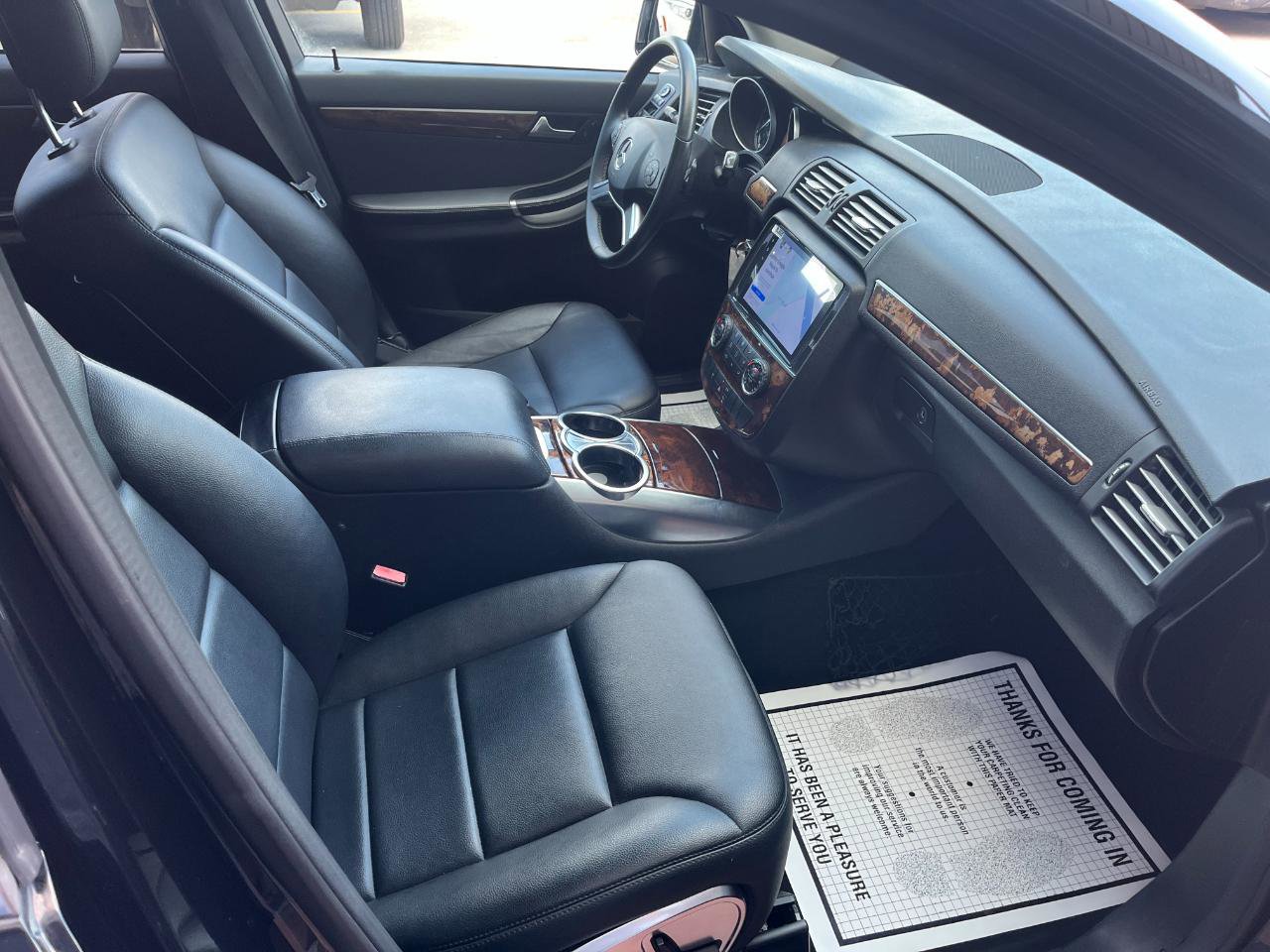 Used 2011 Mercedes-Benz R 350 BlueTEC 4MATIC image 19