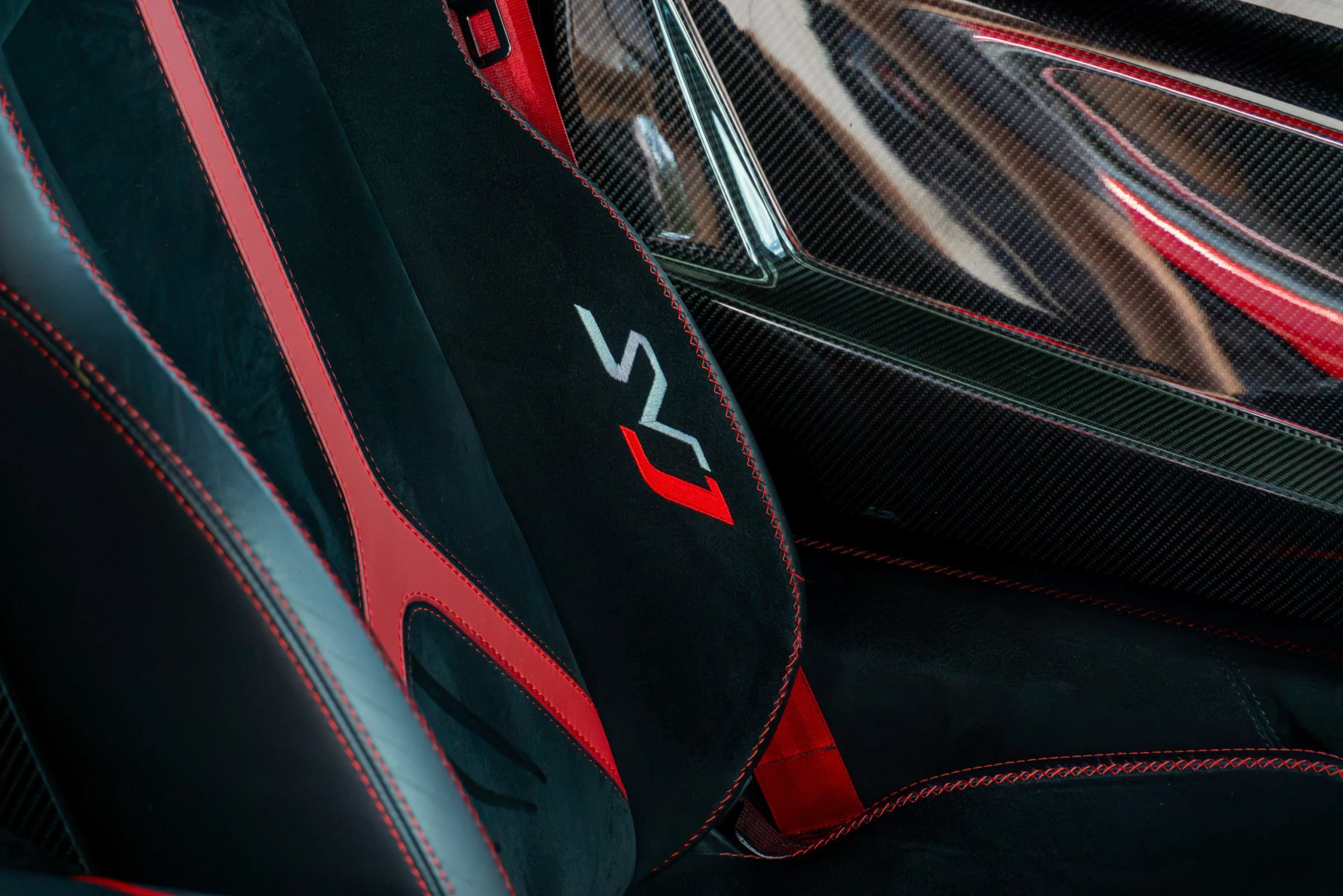 Used 2020 Lamborghini Aventador SVJ AWD/4WD image 16