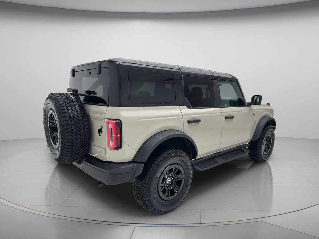 Used 2025 Ford Bronco Badlands AWD/4WD image 5