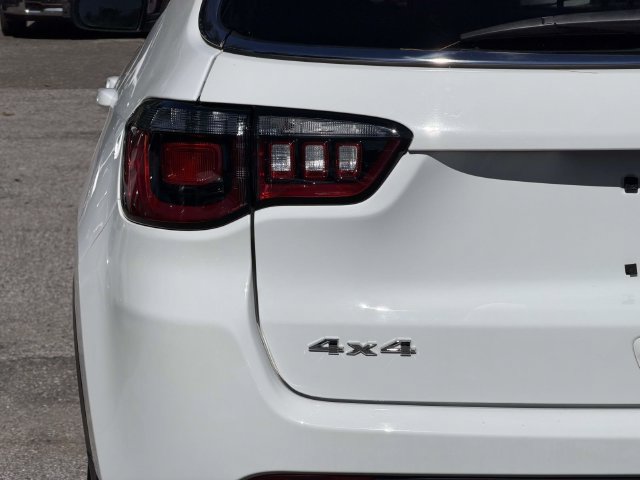 Certified 2023 Jeep Compass Latitude AWD/4WD image 12