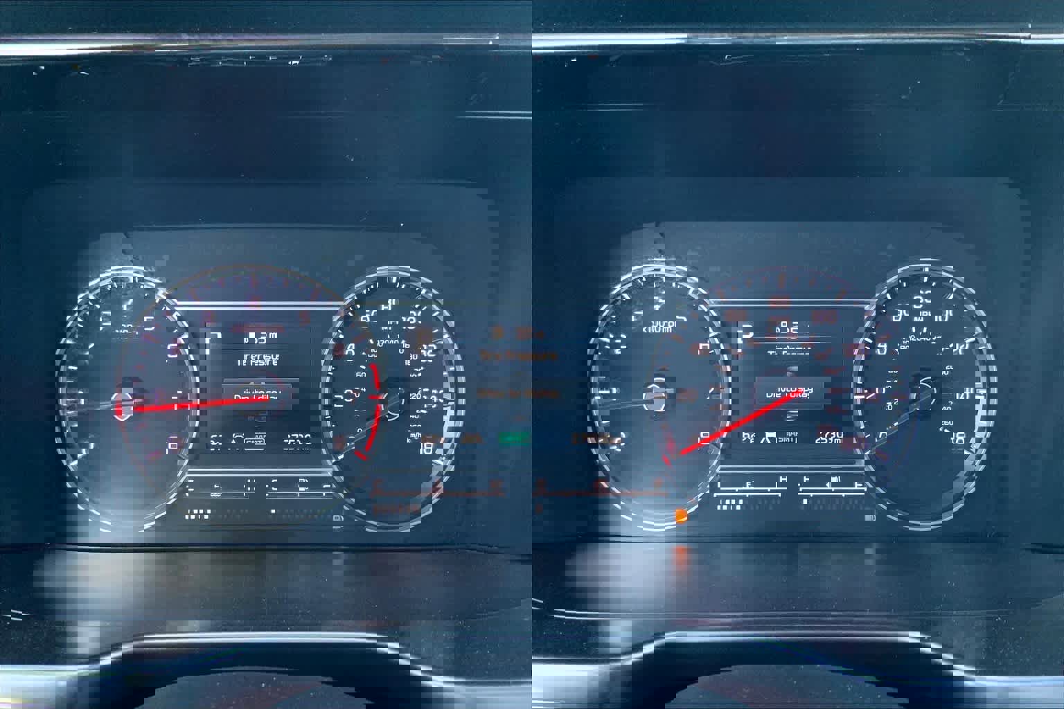 Used 2022 Kia Sorento LX AWD/4WD image 25