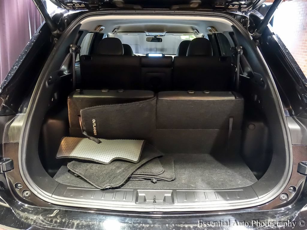 Used 2024 Mitsubishi Outlander SE AWD/4WD image 27