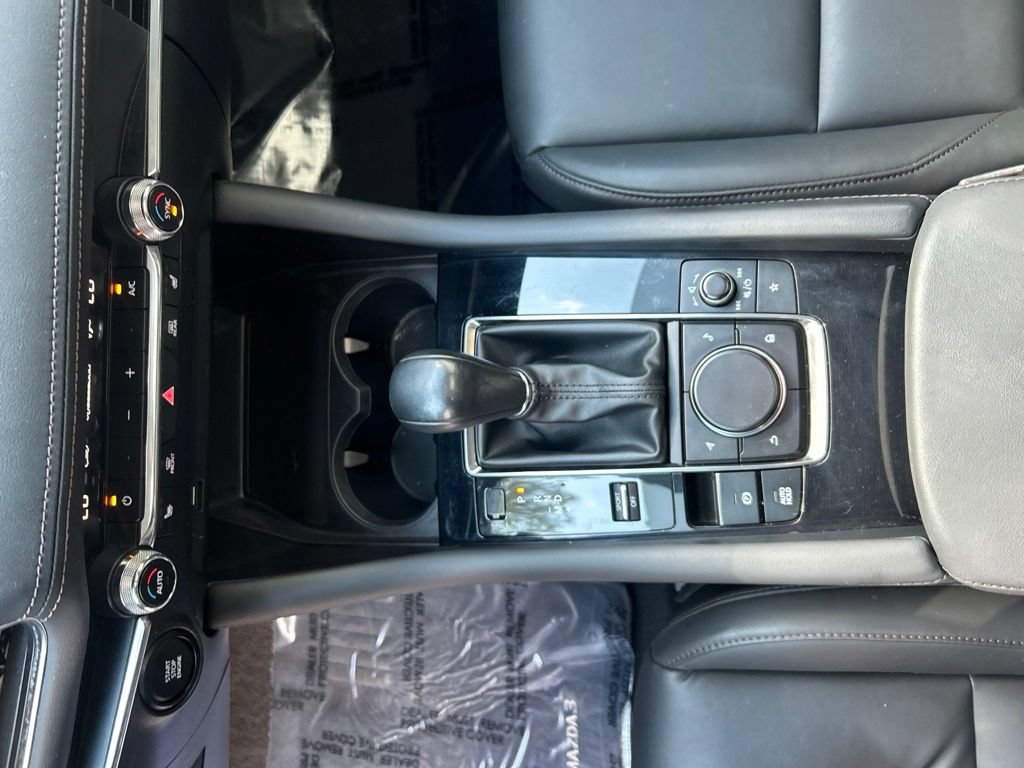 Used 2021 MAZDA MAZDA3 s FWD image 18