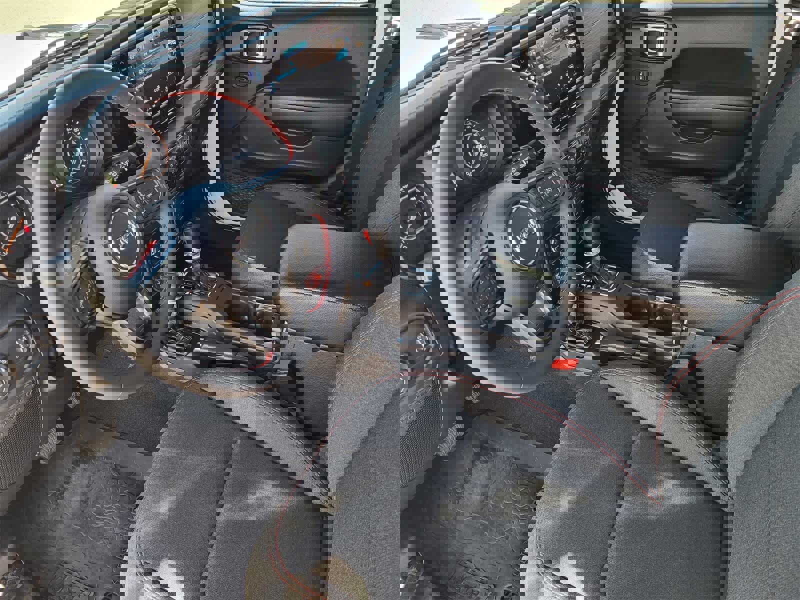 Used 2024 Jeep Wrangler Unlimited Rubicon w/ Convenience Group image 13