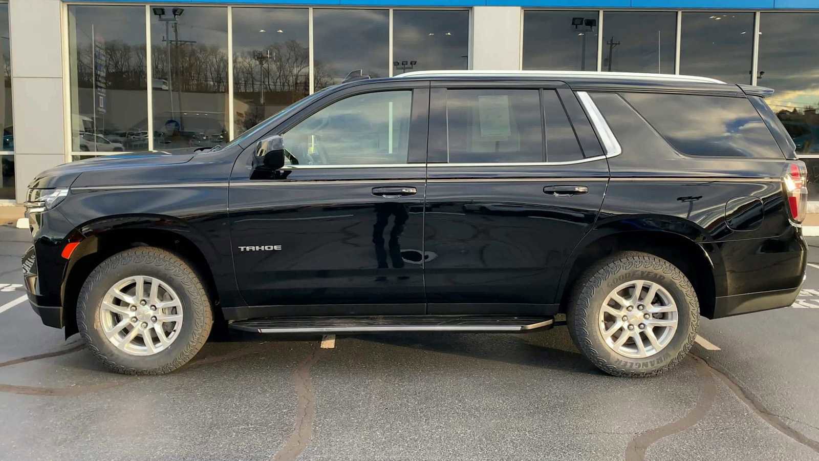 Certified 2023 Chevrolet Tahoe LS image 5