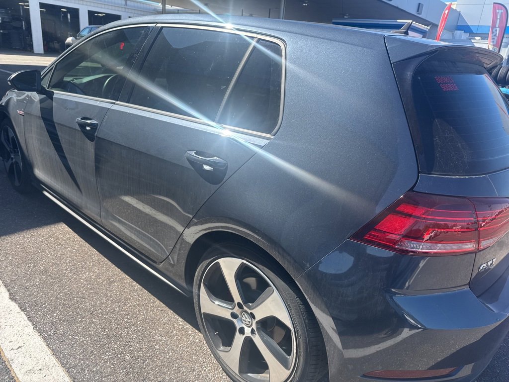 Used 2018 Volkswagen Golf 4-Door image 4