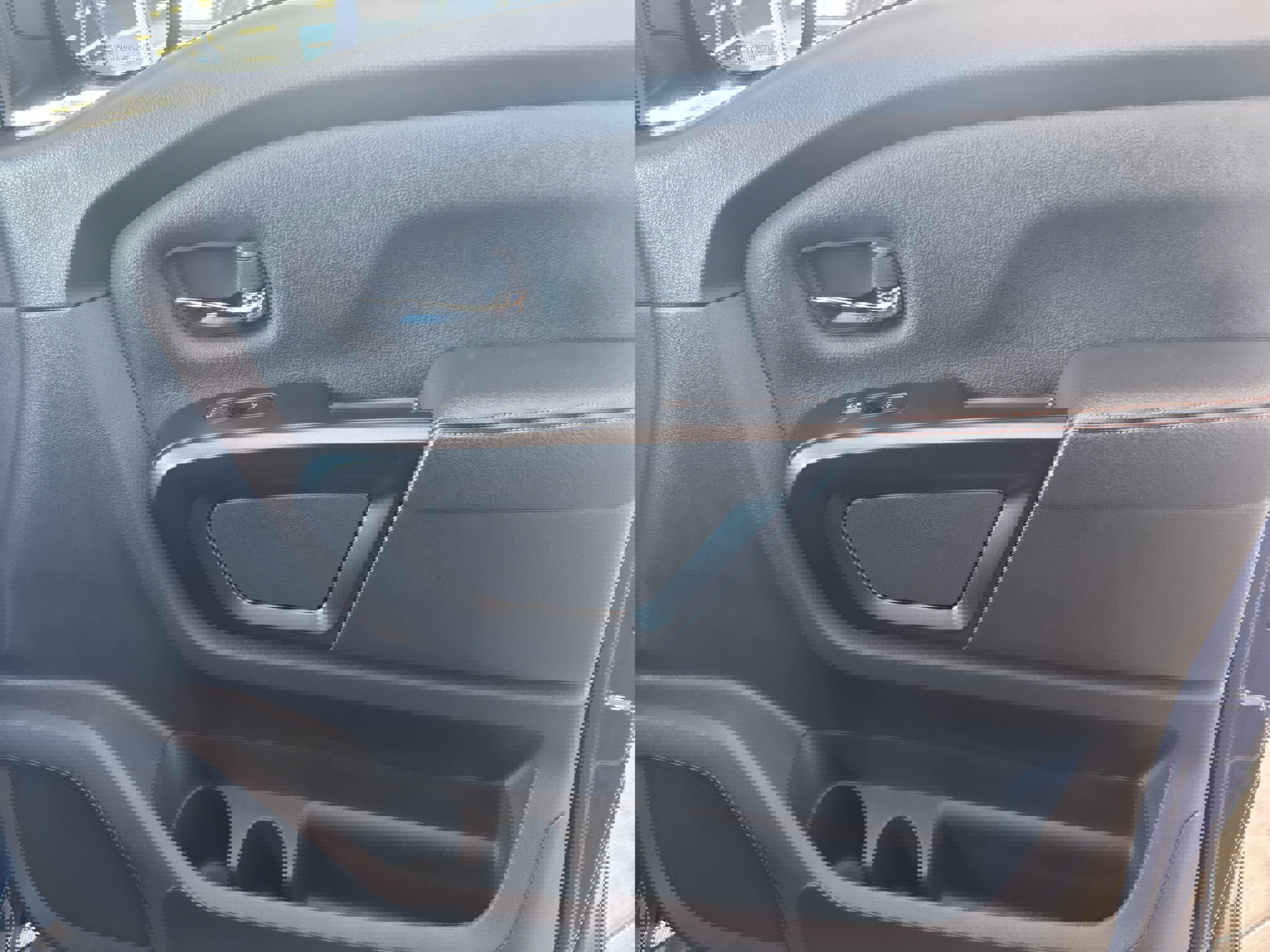 Used 2024 Nissan Titan PRO-4X w/ Off Road Protection Package image 23