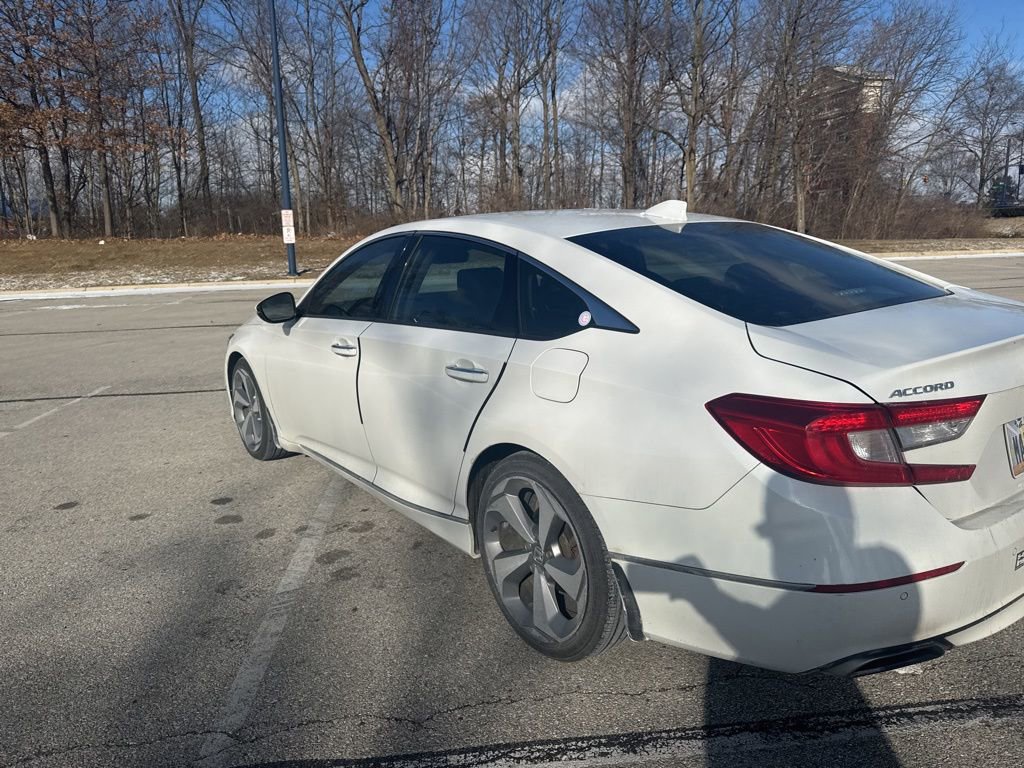 Used 2019 Honda Accord Touring image 10