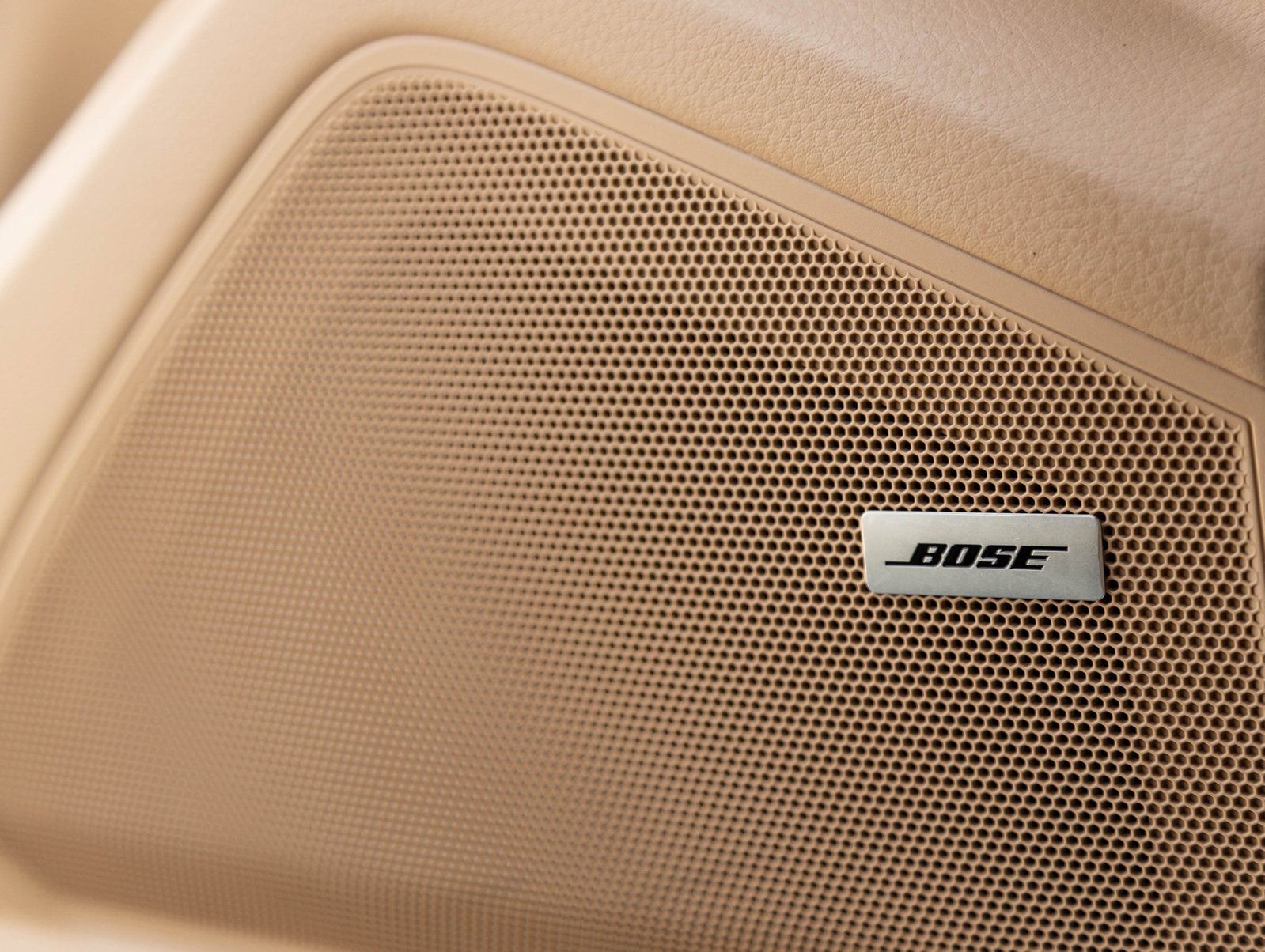 Certified 2023 Porsche Cayenne Platinum Edition AWD/4WD image 20