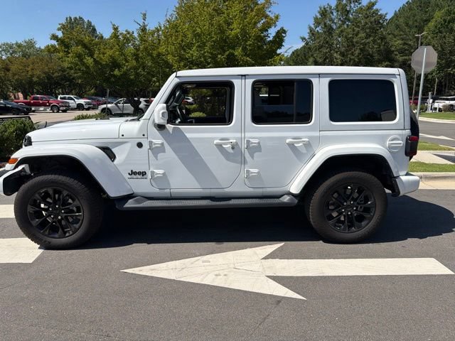 Used 2023 Jeep Wrangler Unlimited Sahara AWD/4WD image 2