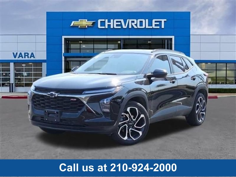 Certified 2026 Chevrolet Trax RS w/ Sunroof Package FWD image 1