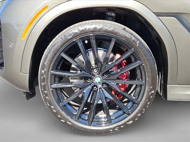 Certified 2025 BMW X6 xDrive40i image 29