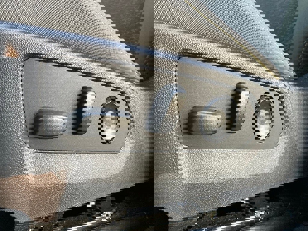 Used 2024 Chevrolet Colorado ZR2 image 14