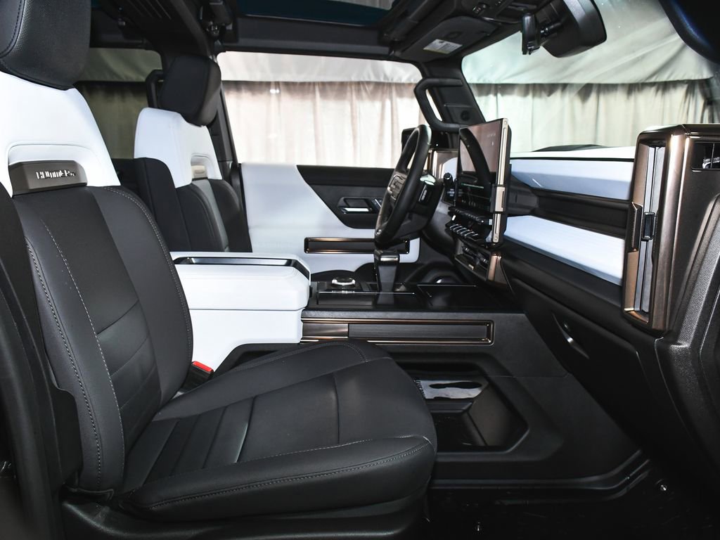 Used 2024 GMC Hummer EV 3X image 52