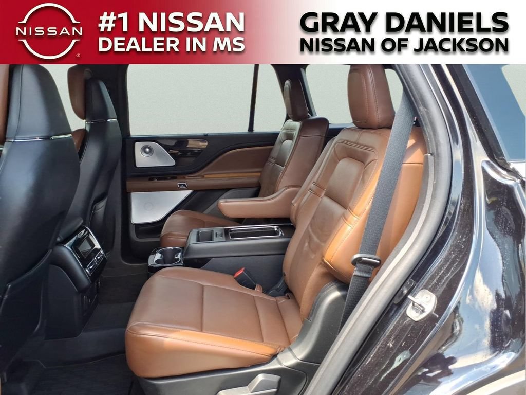 Used 2021 Lincoln Aviator Reserve w/ Equipment Group 201A RWD image 26