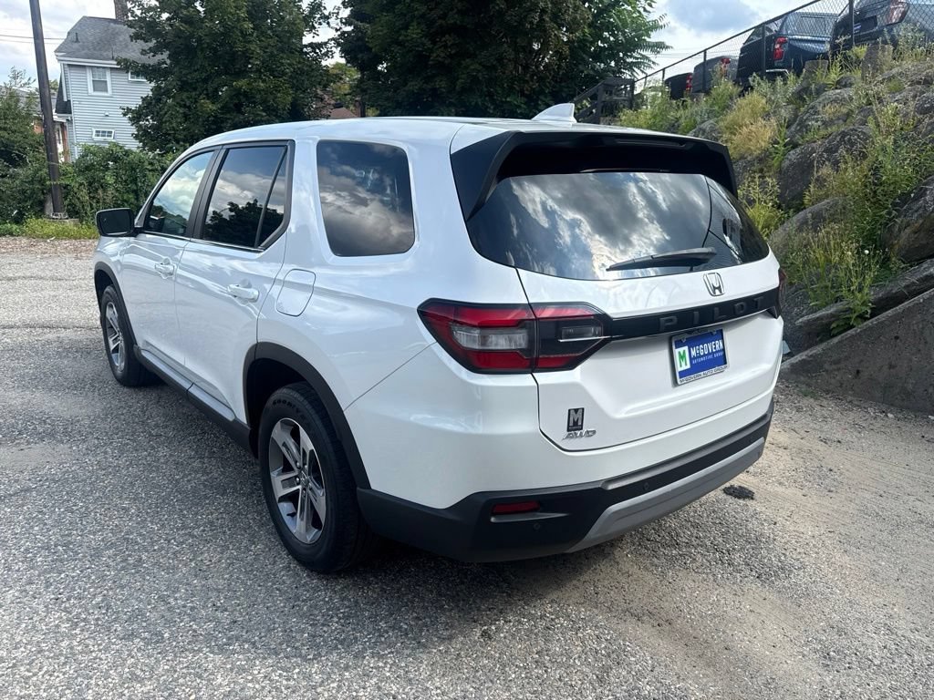 Used 2024 Honda Pilot EX-L image 4