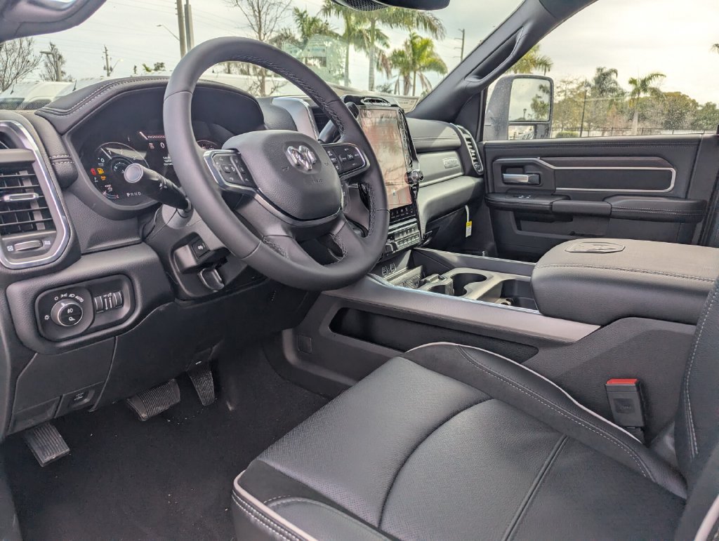 New 2026 RAM 2500 Laramie w/ Towing Technology Group AWD/4WD image 14