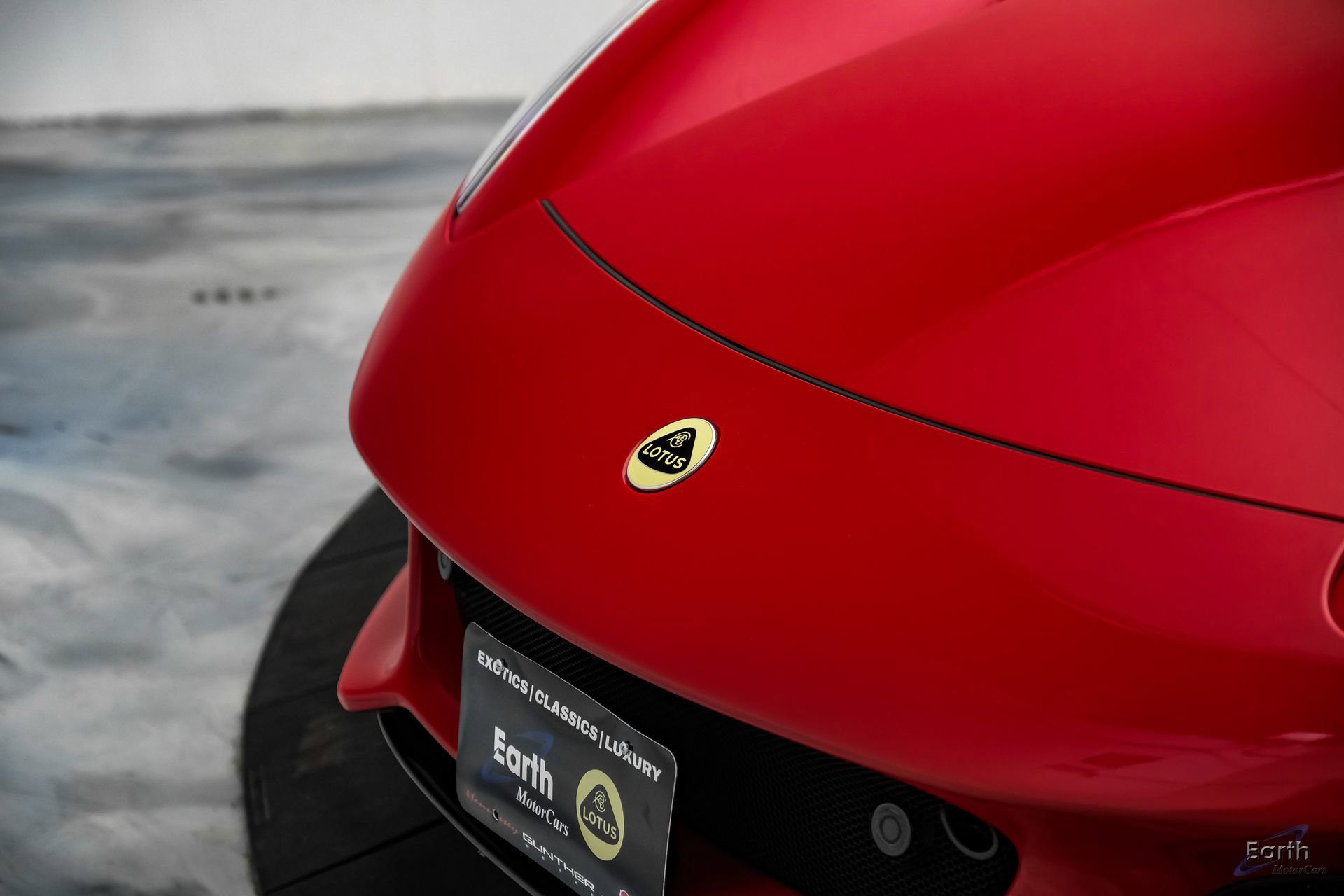 Used 2025 Lotus Emira RWD image 37
